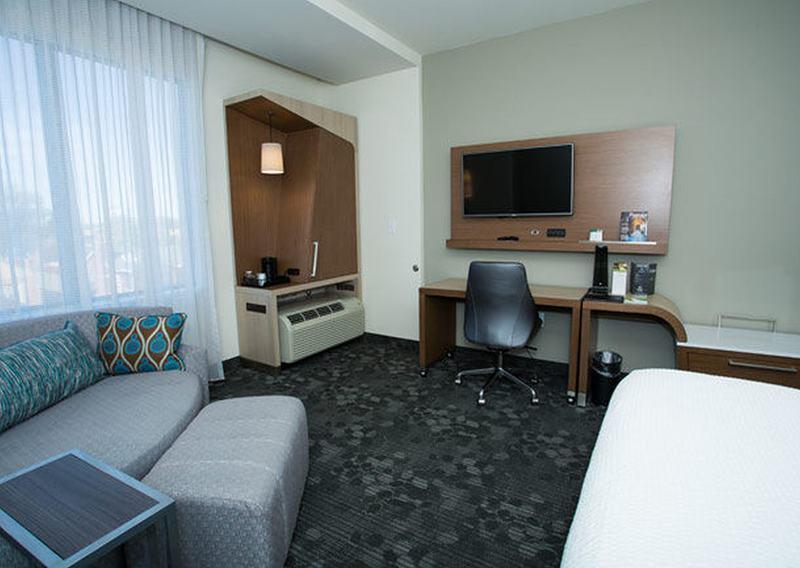 Courtyard By Marriott Lubbock Downtown/University Area Exterior foto