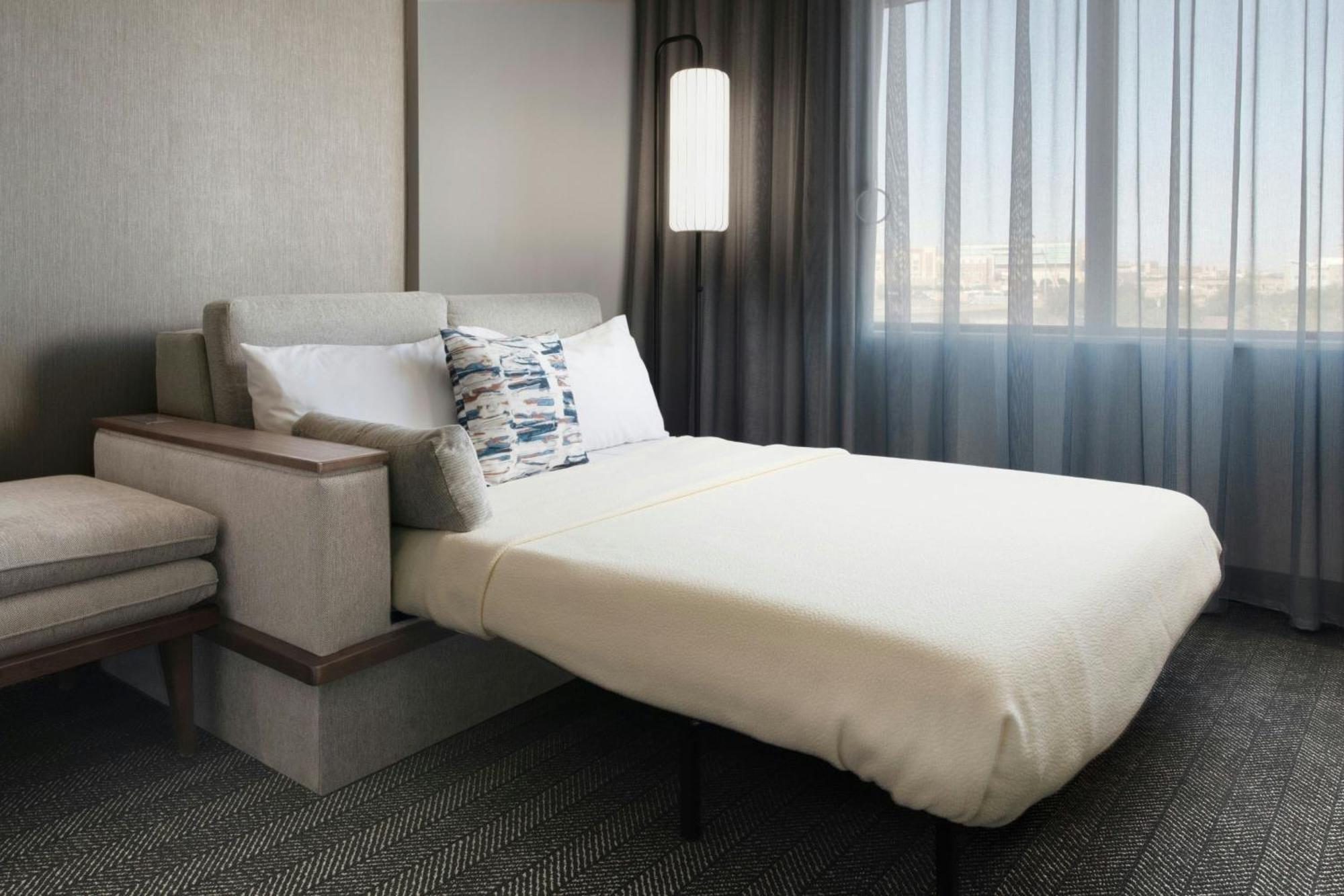 Courtyard By Marriott Lubbock Downtown/University Area Exterior foto