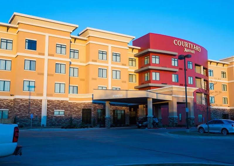 Courtyard By Marriott Lubbock Downtown/University Area Exterior foto